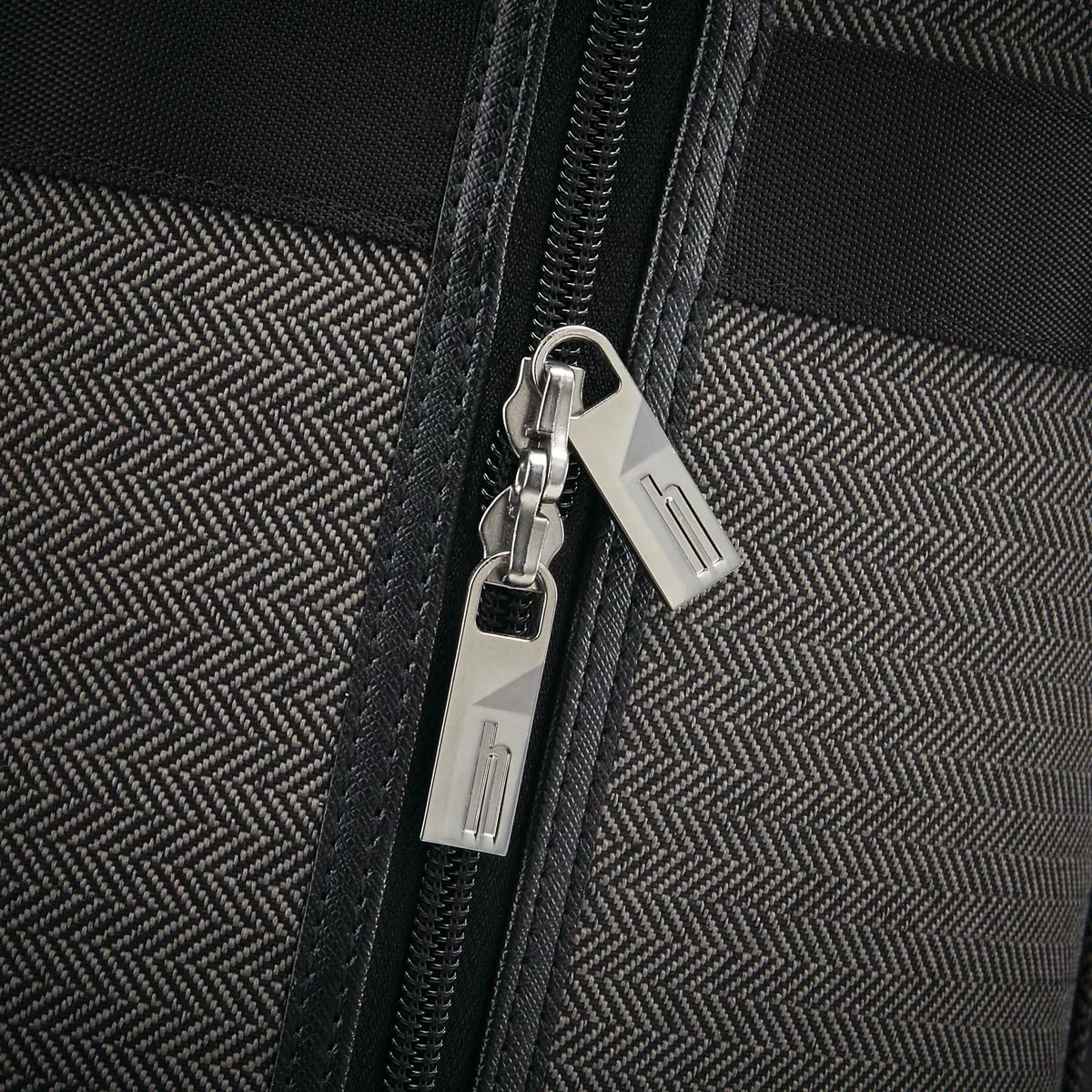 Hartmann Herringbone Deluxe Weekend Duffel 6 Hartmann Herringbone Deluxe Weekend Duffel - Image 6
