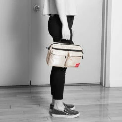 Manhattan Portage Midnight Albany Shoulder Bag -suitcase sale 1412MDN Female2