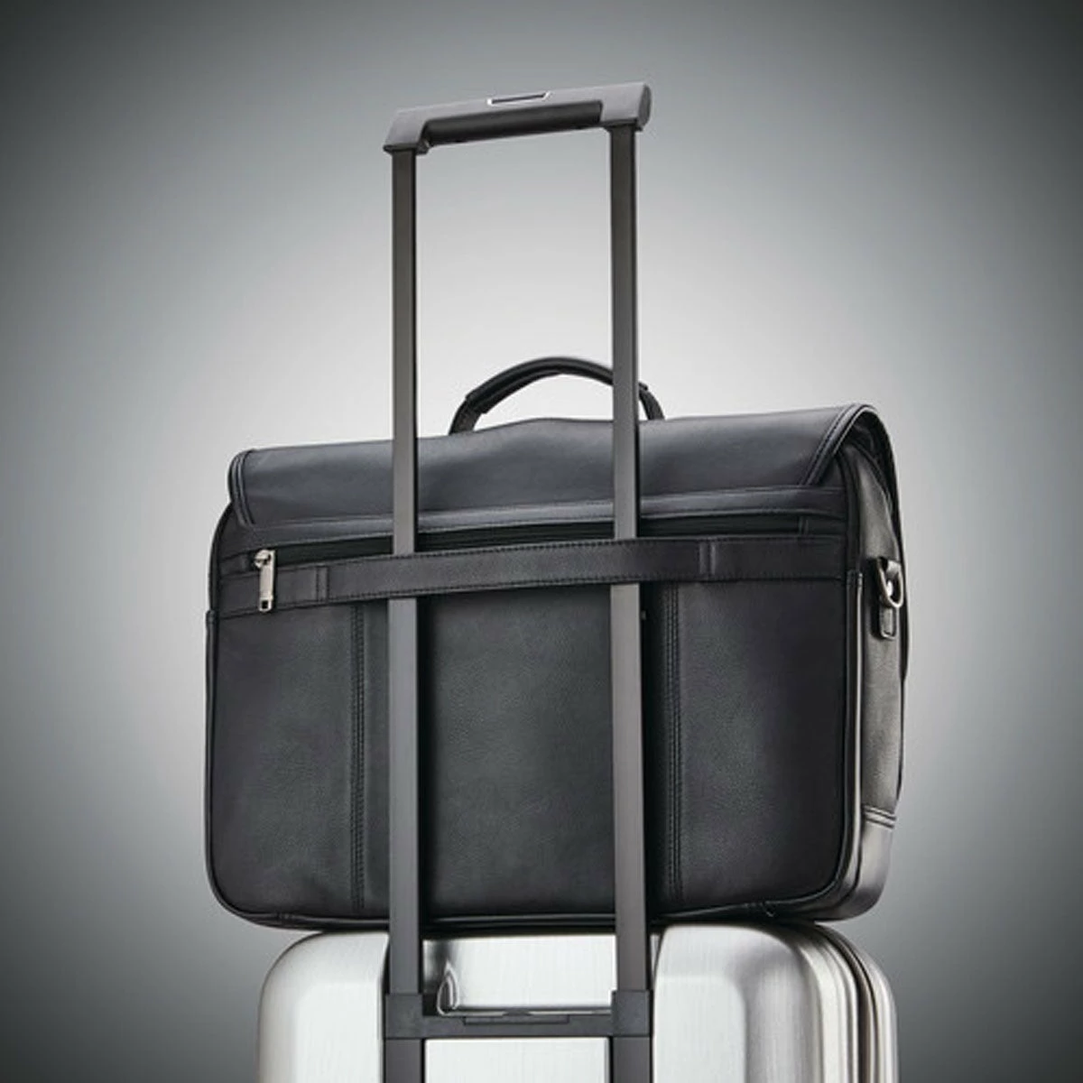 Samsonite Classic Leather Flapover 7 Samsonite Classic Leather Flapover - Image 7