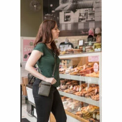 Travelon Anti-Theft Courier Mini Crossbody -suitcase sale 33338 840 5