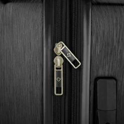 Samsonite Alliance SE Carry On Spinner -suitcase sale ALLIANCESE LOGOZIPPERPULLS