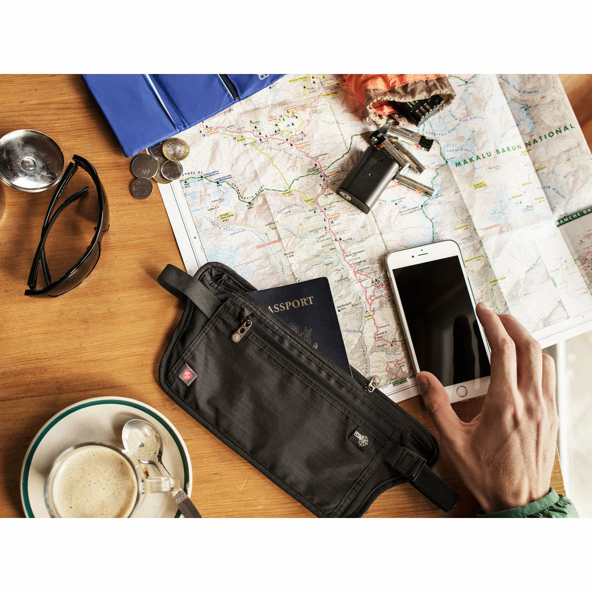 Lewis N Clark RFID-Blocking Waist Stash 8 Lewis N Clark RFID-Blocking Waist Stash - Image 8