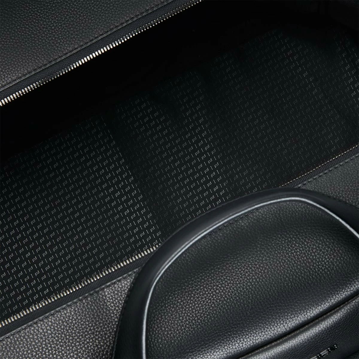 Porsche Design Roadster Leather Weekender 2 Porsche Design Roadster Leather Weekender - Image 2