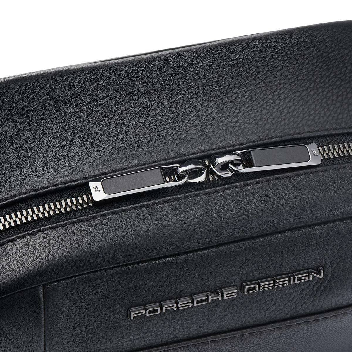 Porsche Design Roadster Leather Washbag 4 Porsche Design Roadster Leather Washbag - Image 4