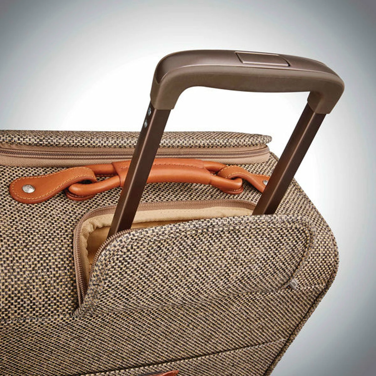 Hartmann Tweed Legend 17" Underseat Carry On Spinner 3 Hartmann Tweed Legend 17" Underseat Carry On Spinner - Image 3