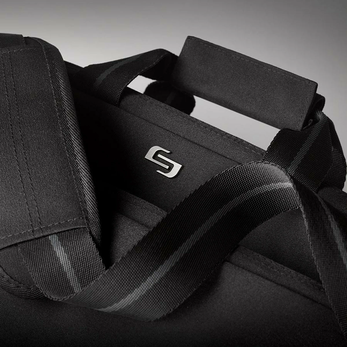 Solo New York Duane Hybrid Briefcase Backpack 18 Solo New York Duane Hybrid Briefcase Backpack - Image 18