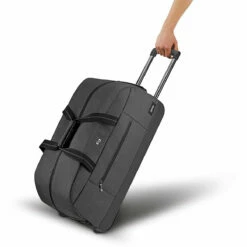 Solo New York Avenue C Rolling Duffel -suitcase sale UBN960 10 Feature AV9 2000x b8f2bfe6 7f90 405b 887c f026efae2be3
