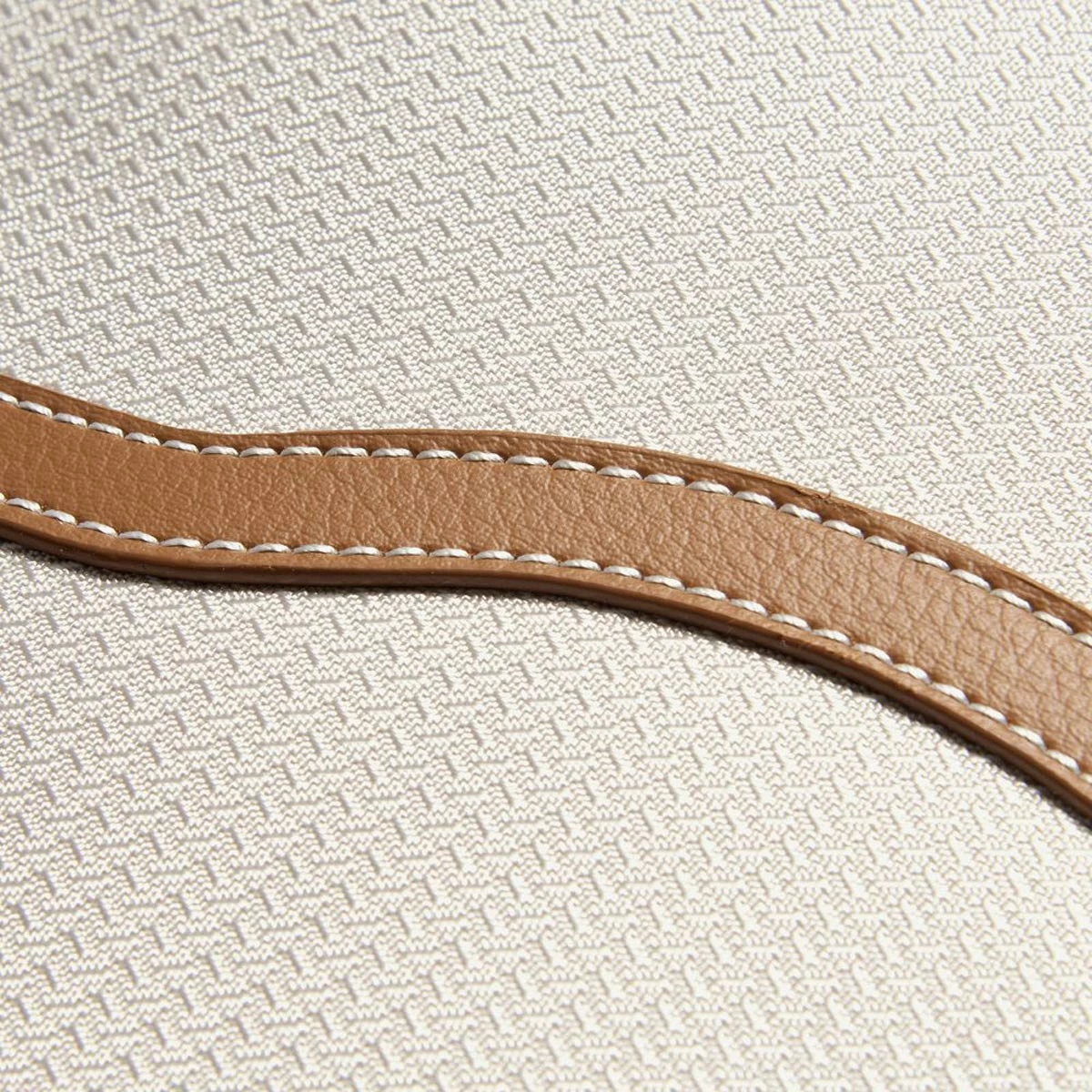 Delsey Chatelet Air 2.0 Backpack 13 Delsey Chatelet Air 2.0 Backpack - Image 13