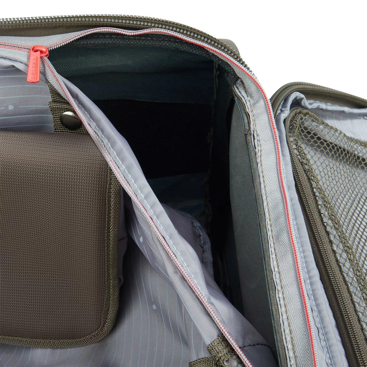 Delsey Helium DLX 25" Expandable Spinner Upright 9 Delsey Helium DLX 25" Expandable Spinner Upright - Image 9